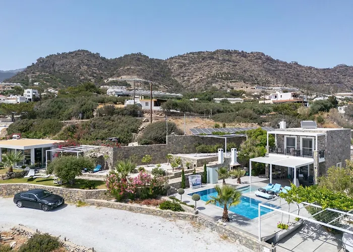 Achlia Beach Villa